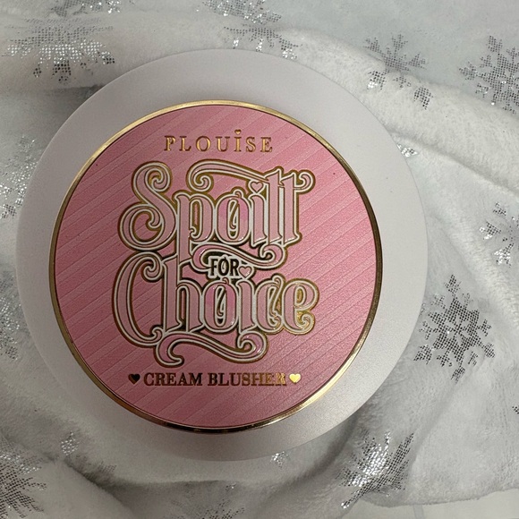 P.Louise Other - P.Louise Spoilt For Choice Cream Blusher — Soft Nude Pink